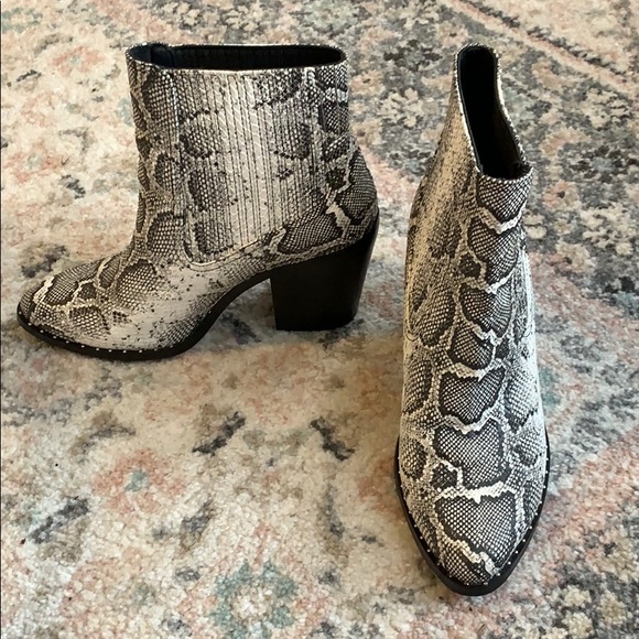 Chinese Laundry Shoes - Chinese Laundry snakeskin booties